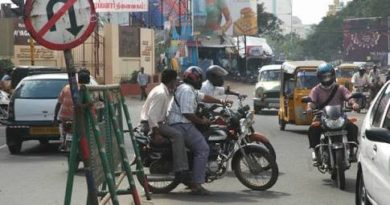 Two Wheeler U Turn on Non U Turn Way